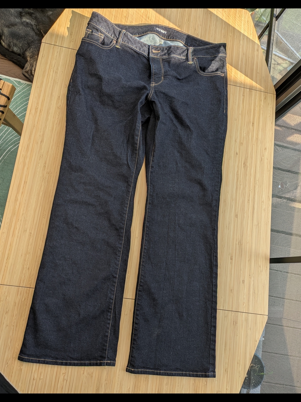 Women’s Dark Blue Straight-Leg Jeans
